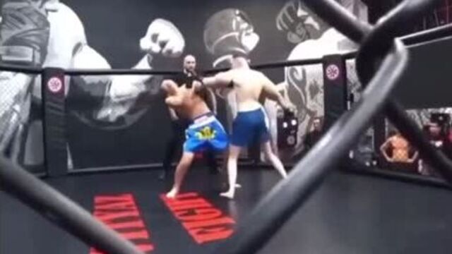 Руки-базуки vs олег-монгол