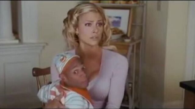 Отрывок из фильма "шалун" / покорми малыша сисей