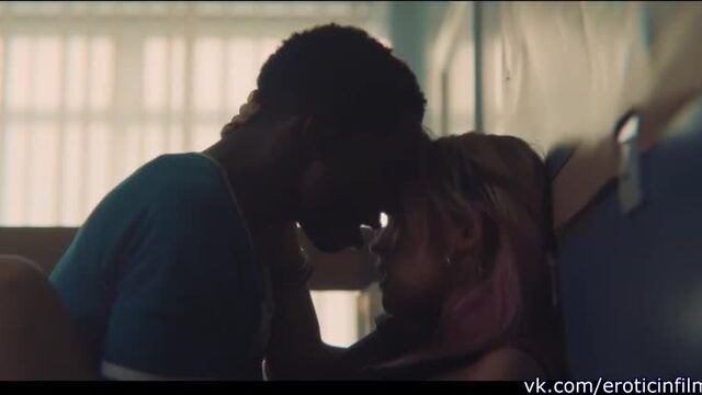 Половое воспитание (sex education) - 2019, 1 сезон 4 серия - эмма маккей и кедар уильямс-стирлинг