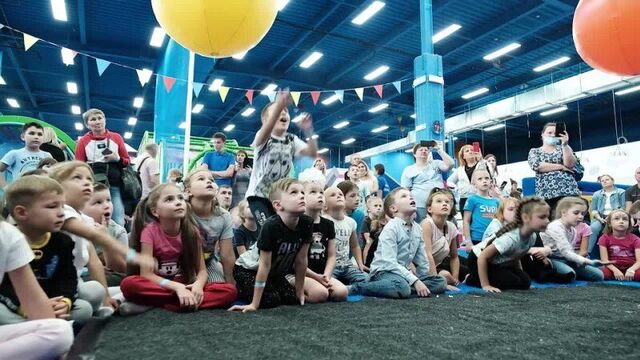 Video by "хлоп топ" космос - челябинск. детский праздник