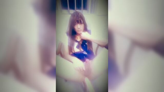 Красивый трапик с дилдо