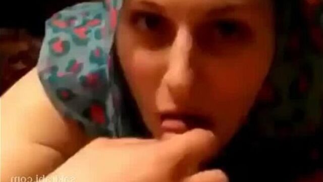 Türbanlı liseli sakso çekiyor