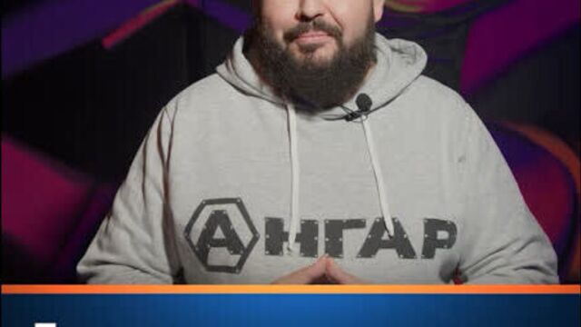 Джинсы порезаны, лето, три полоски