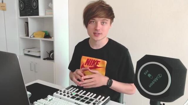 [ютуб чётам] моргенштерн предложил ивангаю записать песню / ответ ивангаю