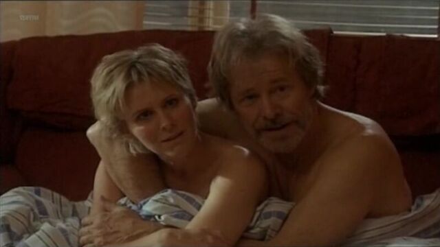 Jannie faurschou nude - hjerteflimmer s01e04 (dk 1998)