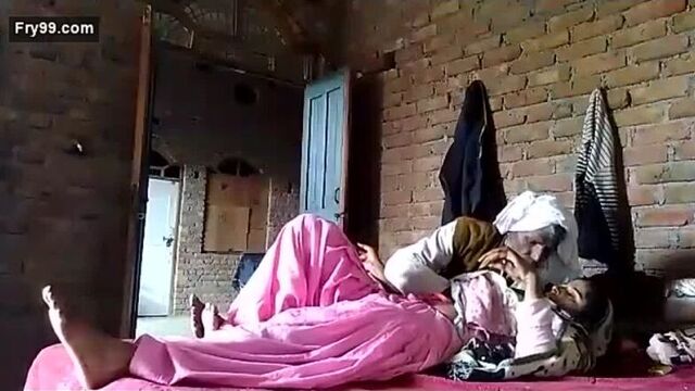 Desi-xxx-videos 2472.mp4