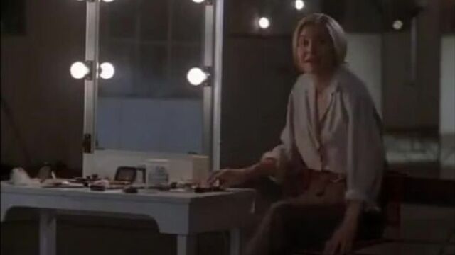 Angelina jolie naked nude / анжелина джоли голая обнаженная