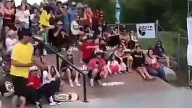 И на этом моменте бумыч проснулся с женой на лице