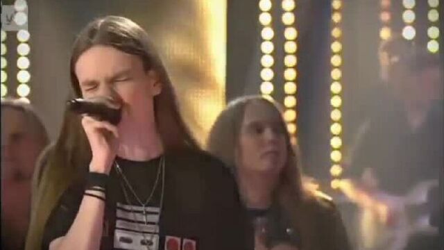 Jarkko ahola ,ari koivunen, tommi fäldt and olavi tikka medley - smoke on the water, highway to hell, the trooper, born to be wi