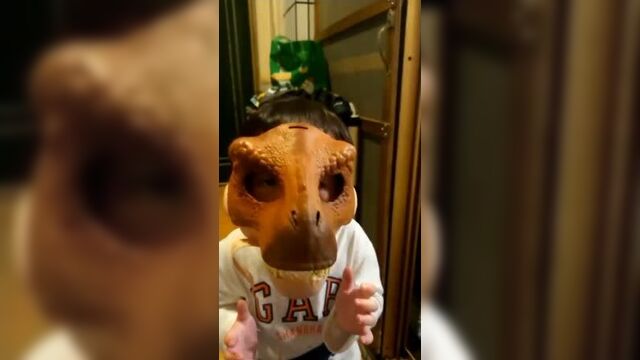 Мир юрского периода 2 звуковые эффекты маска динозавра fmb74