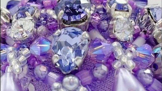 Video by sw-strazy | кристаллы .evoli | бисер | фурнитура