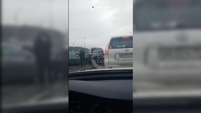 Массовое дтп на новой риге в подмосковье