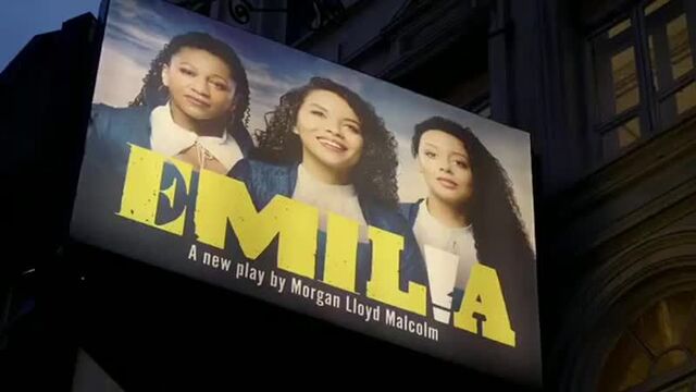 Нимко али, луиза брили и кейтлин моран посетили спецпоказ спектакля "эмилия", посвященный женщинам-первопроходцам в театре vaude