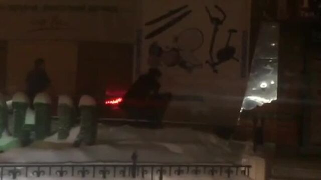 Драка возле марани. курган