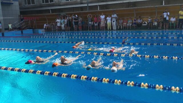 Выступление синхронисток старшей группы пк "альбатрос" (волгоград)