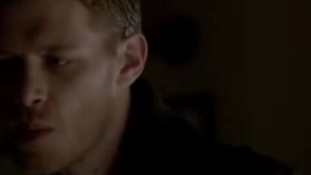 Клаус спасает кэролайн от своего укуса #obovsem#дневникивампира#кларолайн#клаусикэролайн#клаус#кэролайн