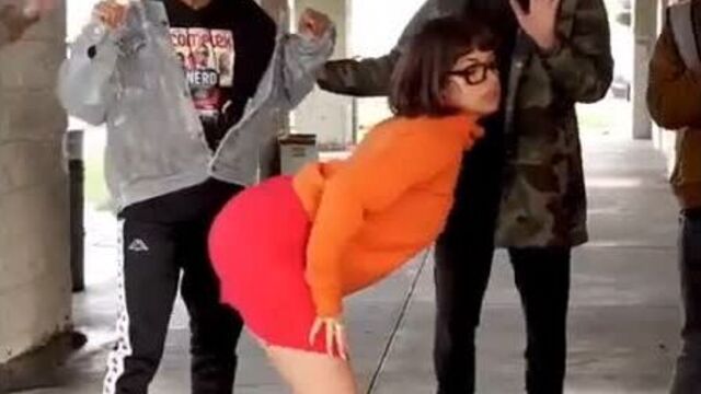 Strength of body. скуби ду папа танец