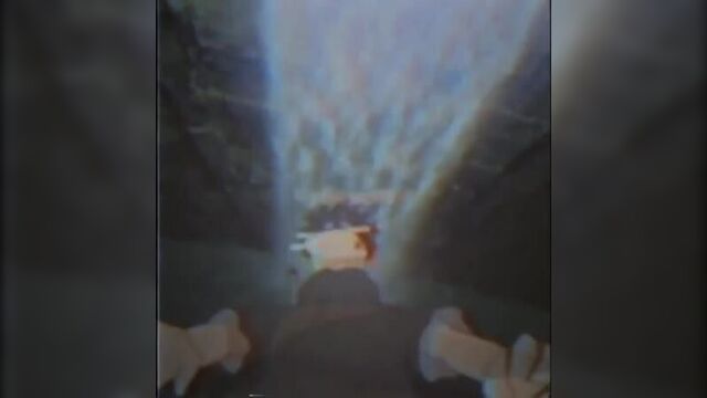 Нет я не плачу, это просто дождь.