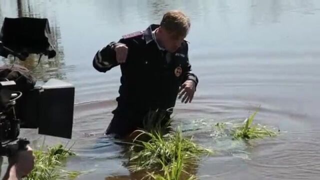 Песни, пляски, караоке - репортаж со съёмок фильма "самый лучший день". доброе утро - первый канал