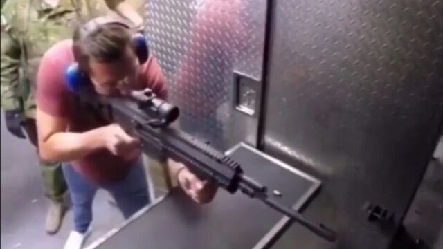 Звуки выстрела. стрельба от пистолета до пулемёта.