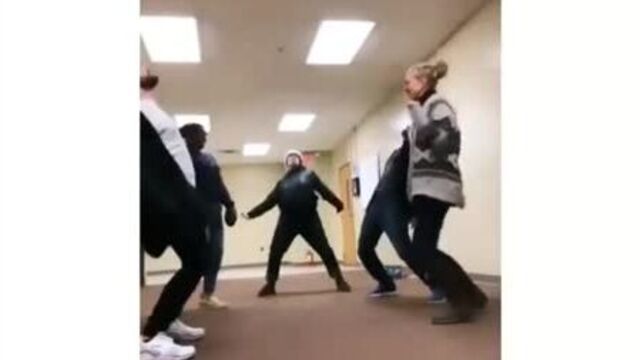 Инста-стори александры даддарио со съёмок фильма «ты умеешь хранить секреты?» [7]