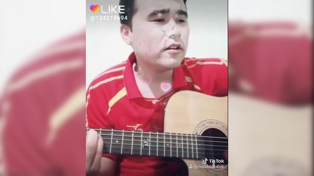 Жалғызым жүрегім арманым тек сені сүйемін