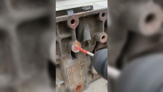 Вот так взяли и достали шуруп djn nfr dpzkb b ljcnfkb ieheg