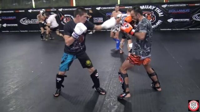 Нурсултан касымханов vs анвар бойназаров в tiger muay thai
