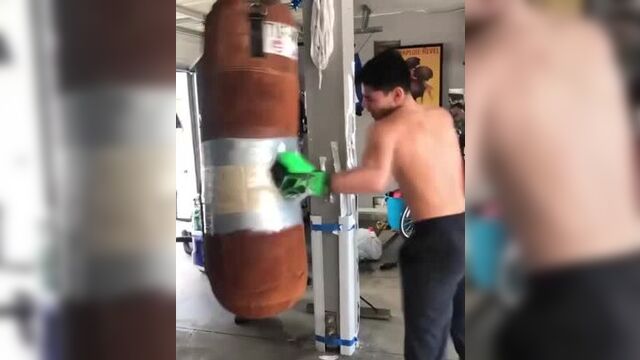 Райан гарсия. тренировка на груше, на выносливость и скорость!