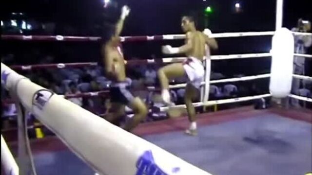 Бирманский бокс. нокаут головой в клинче