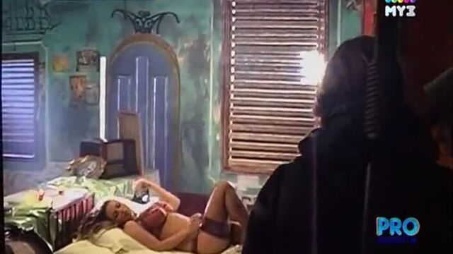 Голая анна семенович - обманутые люди - голые знаменитости _ обнаженные звезды [480p]