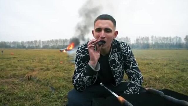 Михаил литвин сжог мерседес