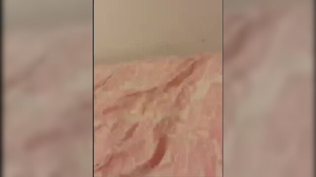 Kız ucunu efsane yalıyor