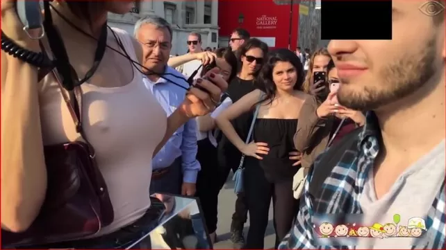 Девушка позволяет потрогать себя на улице - порно видео на бант-на-машину.рф