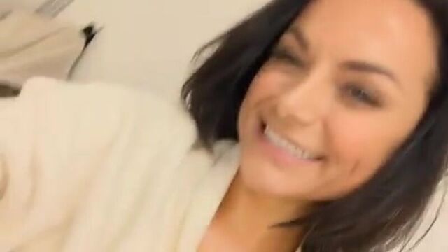 Кристина очоа на съемках сериала «кровавые гонки».