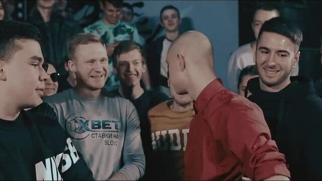 "oxxxymiron" об abbalbisk, rickey f, роме жигане, гнойном [тот самый панч]