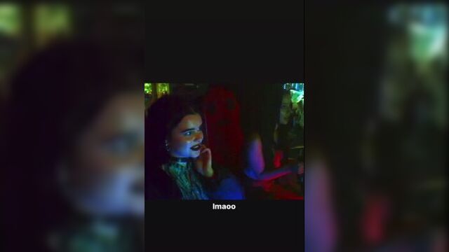 Алекса деми / alexa demie (via @hunterschafer)