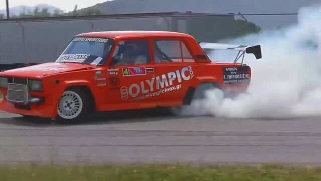 Бродягу полюбила дрифт под музыку ваз дрифт ракета жигули дрифт симпа