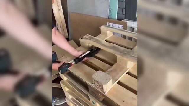 Умный строитель - доктор дью уже выехал к вам