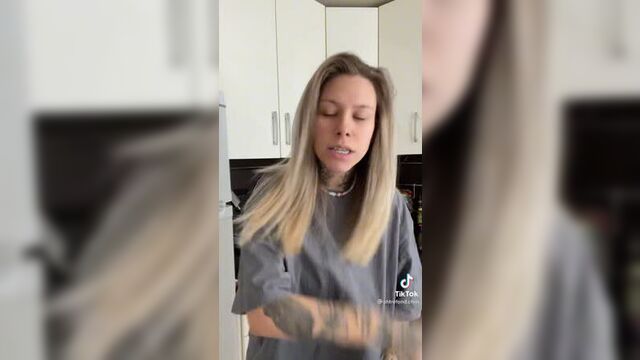 Крис штрэфонд | кристина желточенко | tiktok от 02.2022