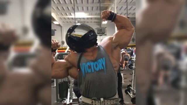 Sergio oliva jr. (instagram)