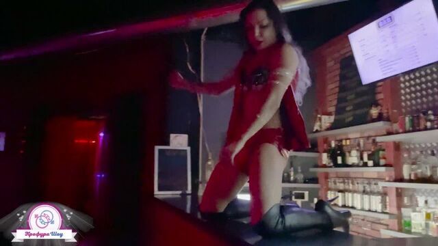 Профура шоу - интервью с танцовщицей эротического жанра - tequila show.