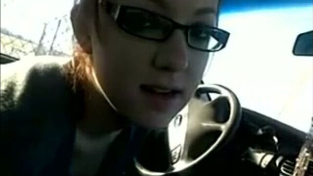 Всё-таки согласилась отсосать на камеру #минет #нуд