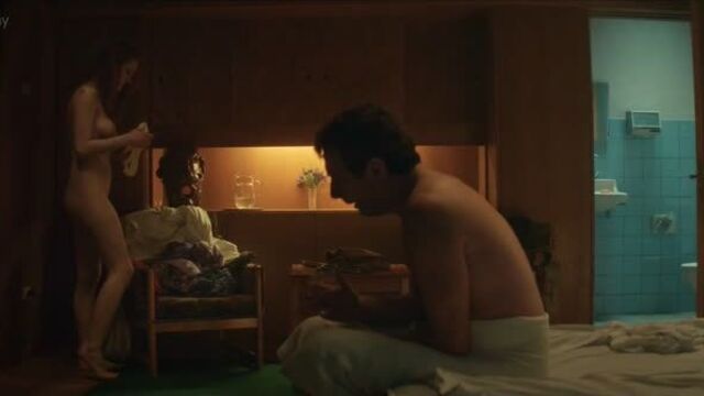 Полина ауг голая в фильме "юморист" (2018, михаил идов) hd 1080p