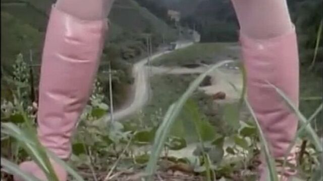 Самый ебанутый фильм ужасов: сейлор мун и гайвер в одном лице!!! / тупая пизда секс блядь сука ржака драка тдп check you порно огразм эротика девушка