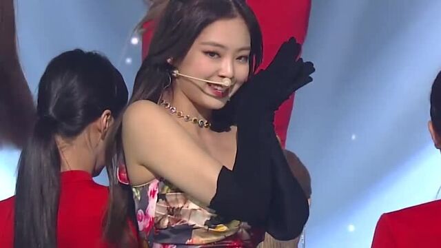 Jennie - solo (intro compilation) (천진난만청순가련한 제니 솔로 도입부모음)
