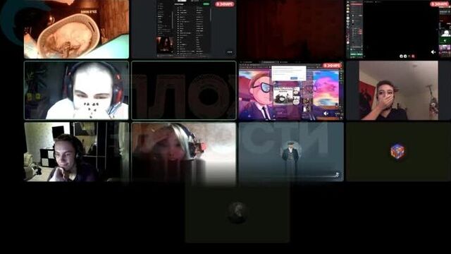 Мама отпиздила сына задрота