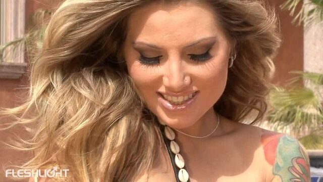 Тиган пресли и fleshlight girls