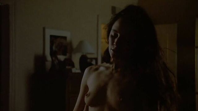 Мэделин стоу (madeleine stowe hot scenes in "unlawful entry" 1992)