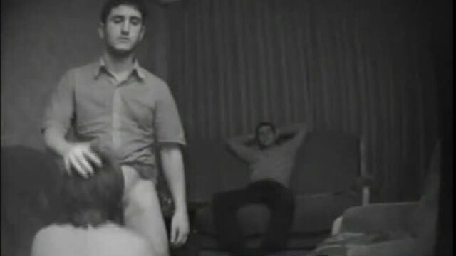 Хачи ебут проститутку из рязани